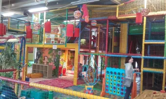 13. galéria kép Mini-manó játszóház